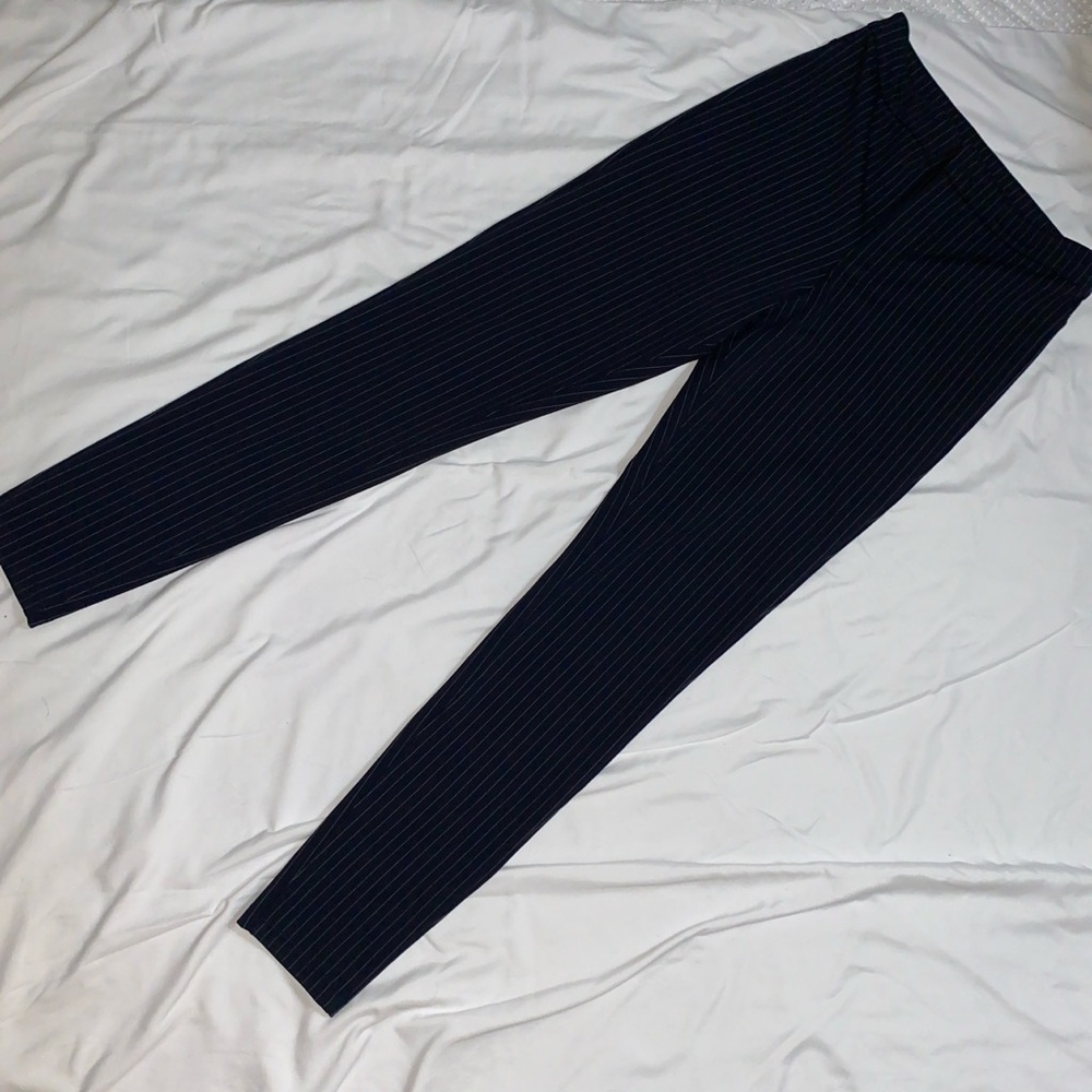 H&M basic small pin stripe skinny pant